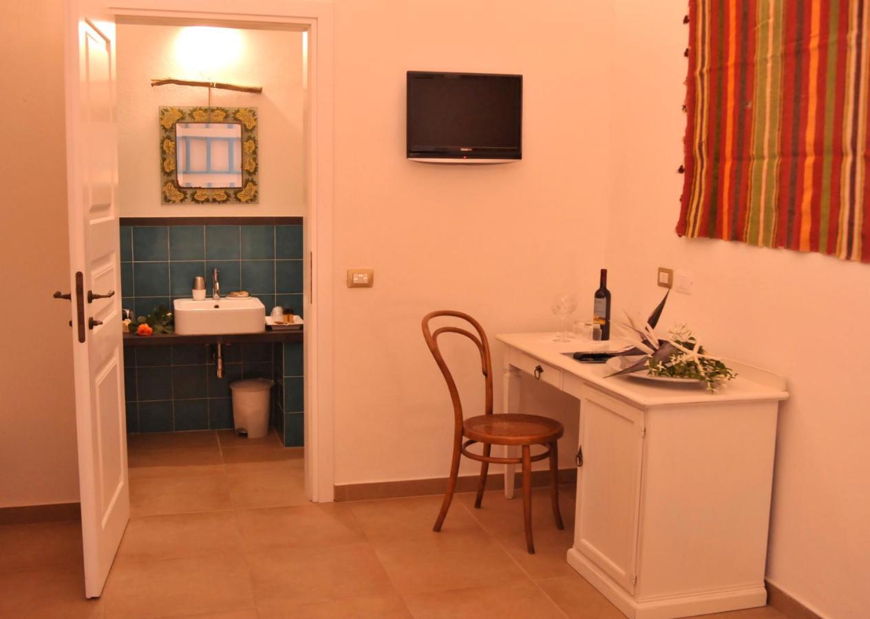 Hotel Villa Pimpina Carloforte  Εξωτερικό φωτογραφία